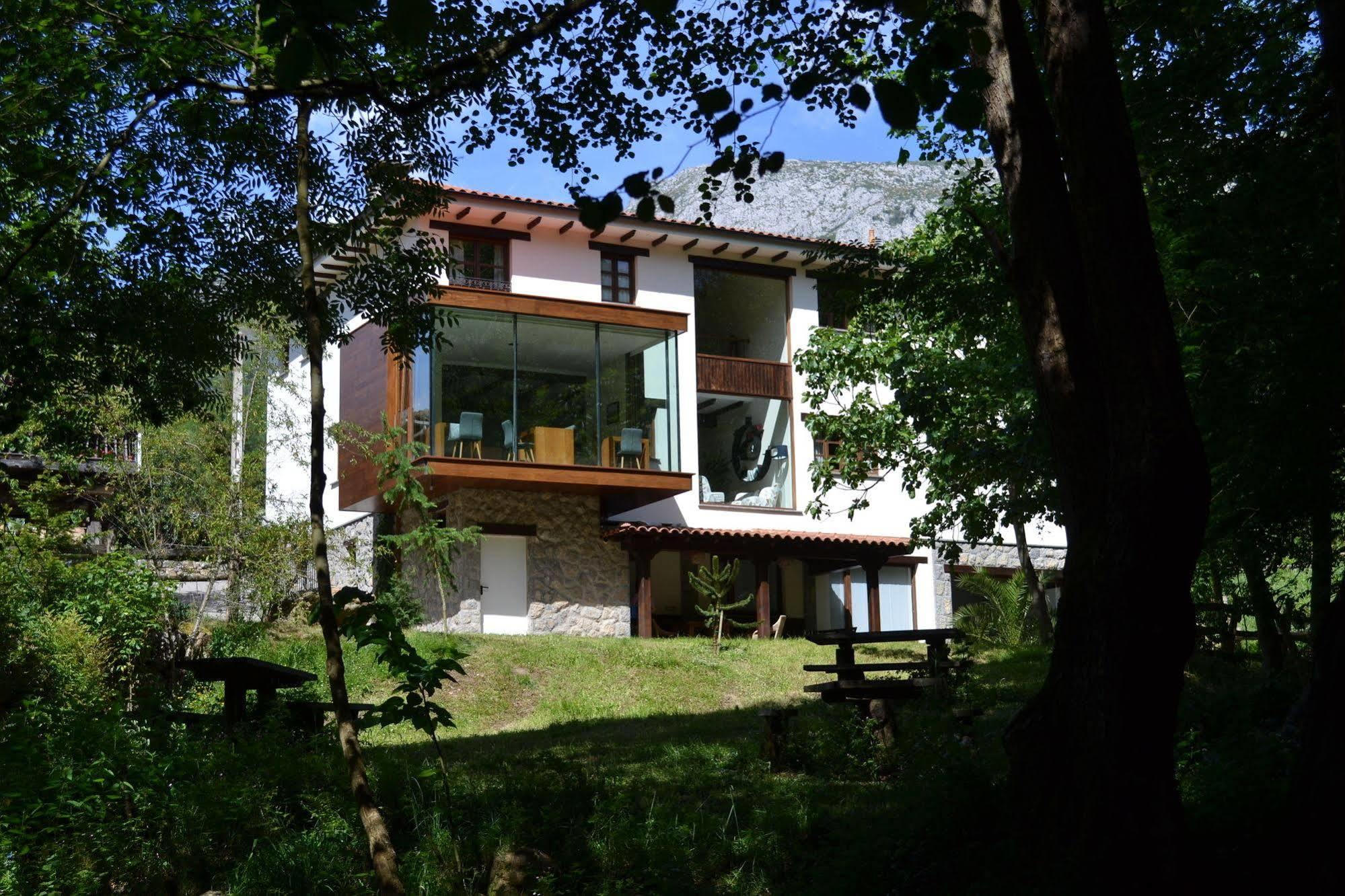 Alesga Hotel Rural - Valles Del Oso -Asturias San Salvador  Екстер'єр фото