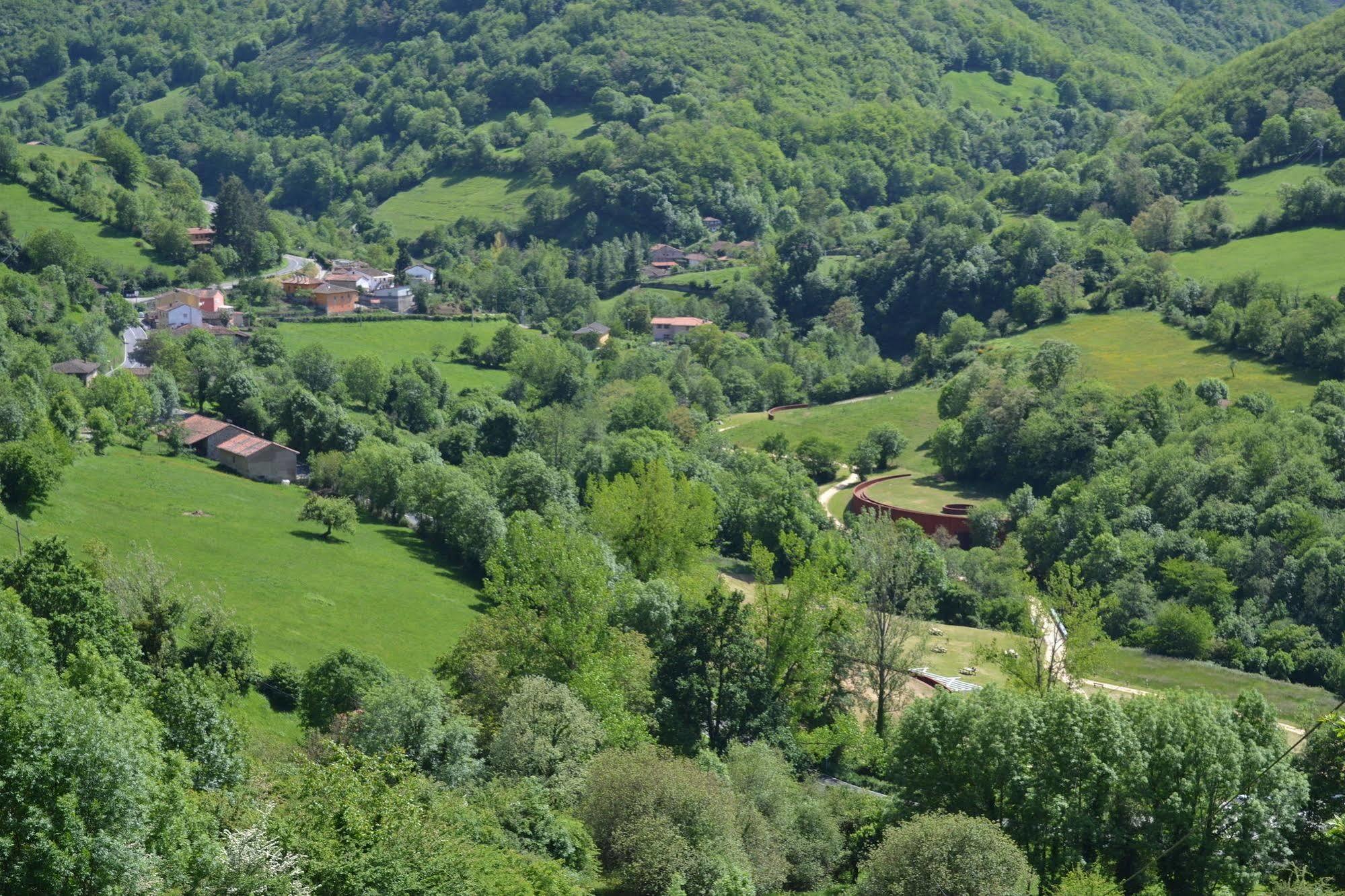 Alesga Hotel Rural - Valles Del Oso -Asturias San Salvador  Екстер'єр фото