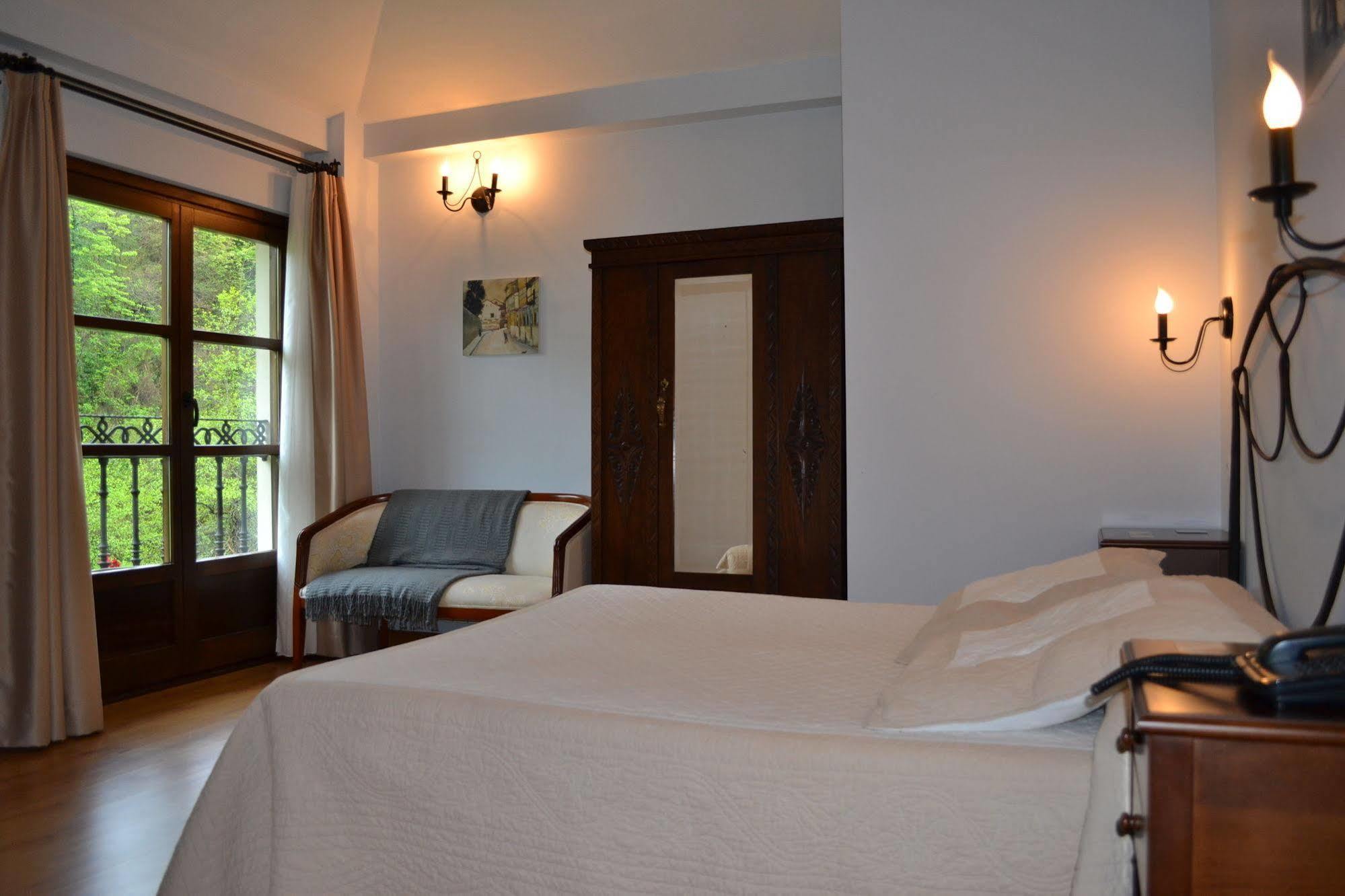 Alesga Hotel Rural - Valles Del Oso -Asturias San Salvador  Екстер'єр фото